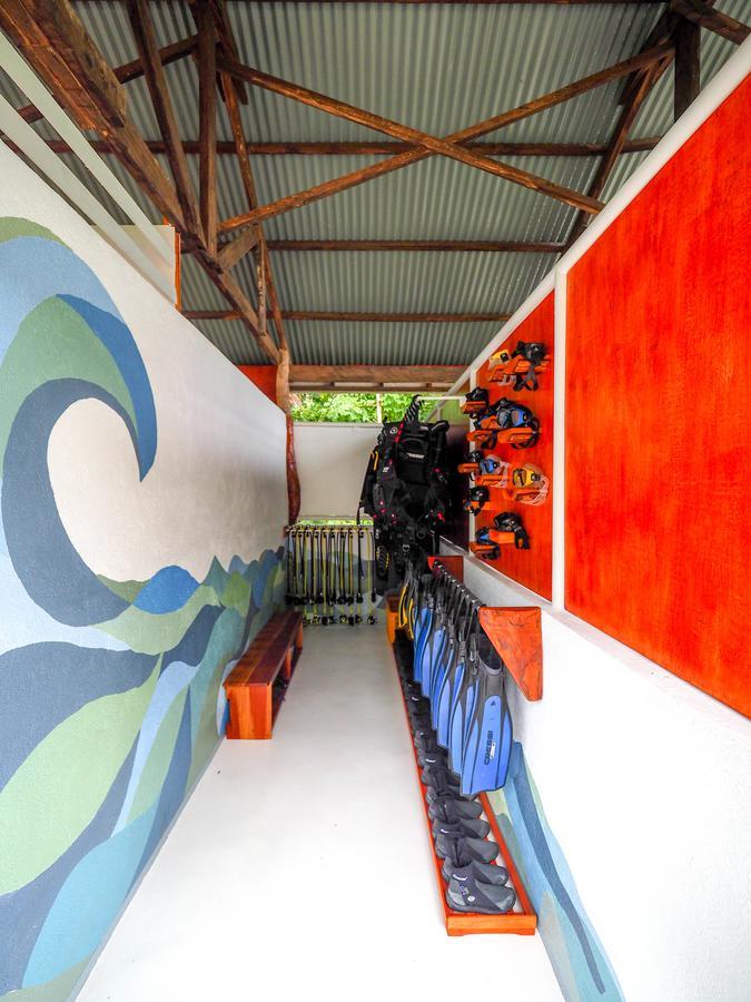 Cangdoki Resort And Dive Camp Sandugan Esterno foto